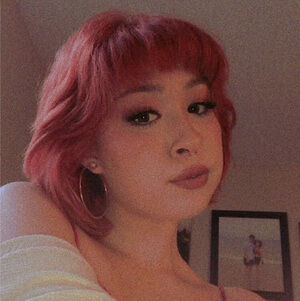 Meet your Posher, Nola